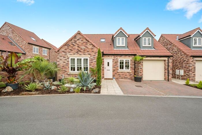 4 Bedroom Detached Bungalow For Sale In Wharf Crescent, Thorne, Doncaster, DN8