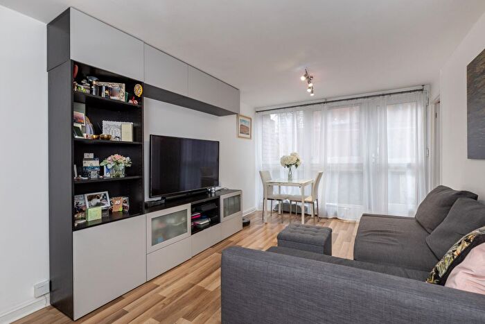 1 Bedroom Flat For Sale In Robert Street, Camden, NW1