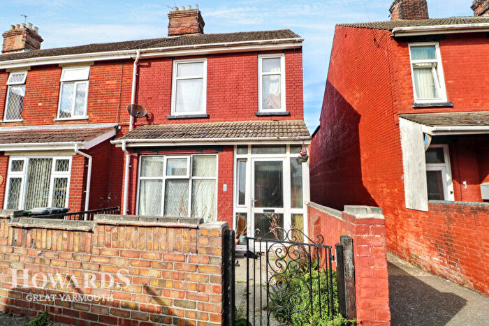 3 Bedroom End Of Terrace House For Sale In Garrison Road, Great Yarmouth, NR30