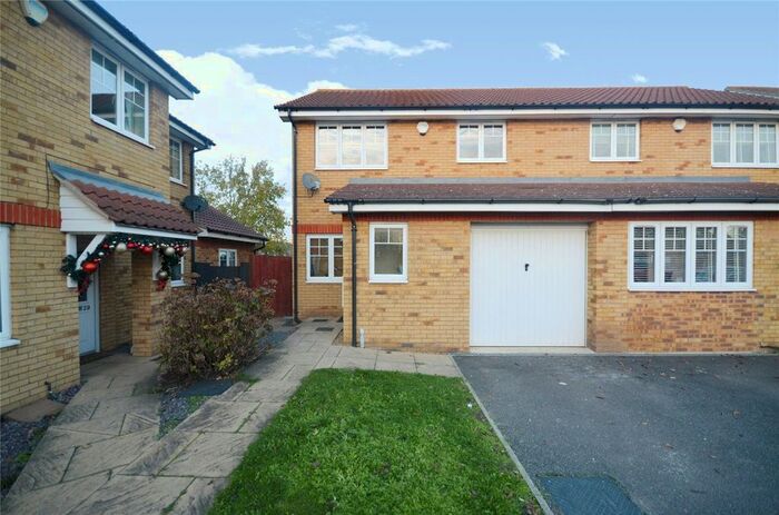 3 Bedroom Semi-Detached House To Rent In North Weald Close, Hornchurch, Essex, RM12