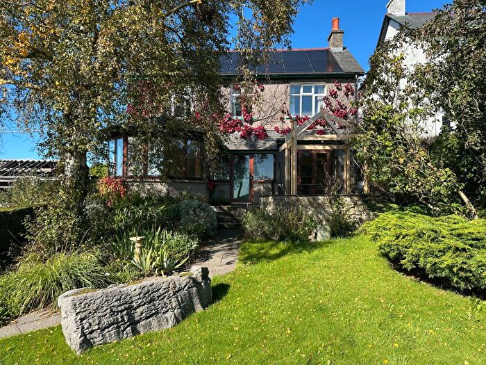4 Bedroom Detached House For Sale In Allithwaite Road, Flookburgh, LA11