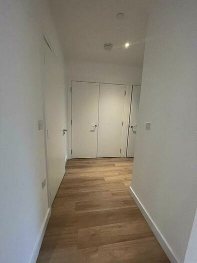1 Bedroom Flat To Rent In , Wellington Road, London, E6