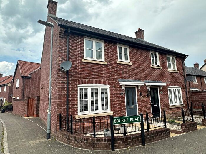 3 Bedroom Semi-Detached House For Sale In Bourke Road, Shepton Mallet, BA4