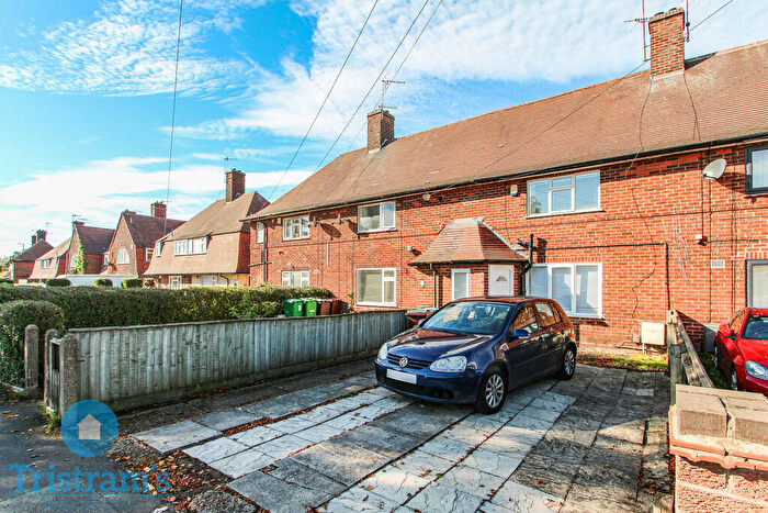 4 Bedroom Semi-Detached House To Rent In Western Boulevard, Wollaton, NG8