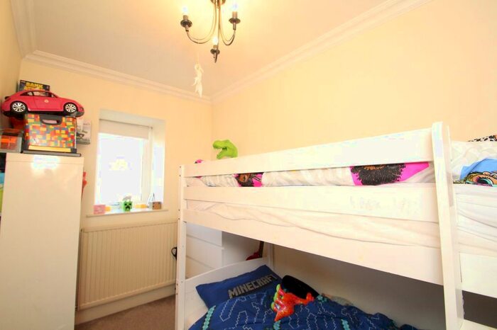 2 Bedroom Flat To Rent In Bolton Manor, Bolton Grange, Yeadon, Leeds, LS19