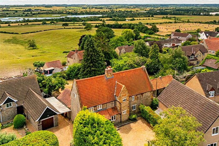 5 Bedroom Detached House For Sale In High Street, Great Doddington, Wellingborough, Northamptonshire, NN29