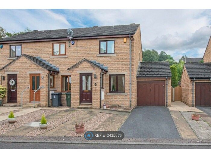 2 Bedroom End Of Terrace House To Rent In The Shroggs, Steeton, Keighley, BD20
