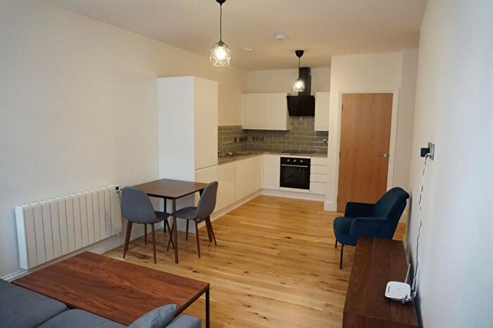 1 Bedroom Flat To Rent In Long Row, Nottingham, NG1