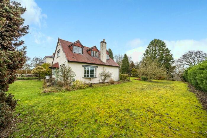 2 Bedroom Detached House For Sale In Smestow, Swindon, Dudley, Staffordshire, DY3