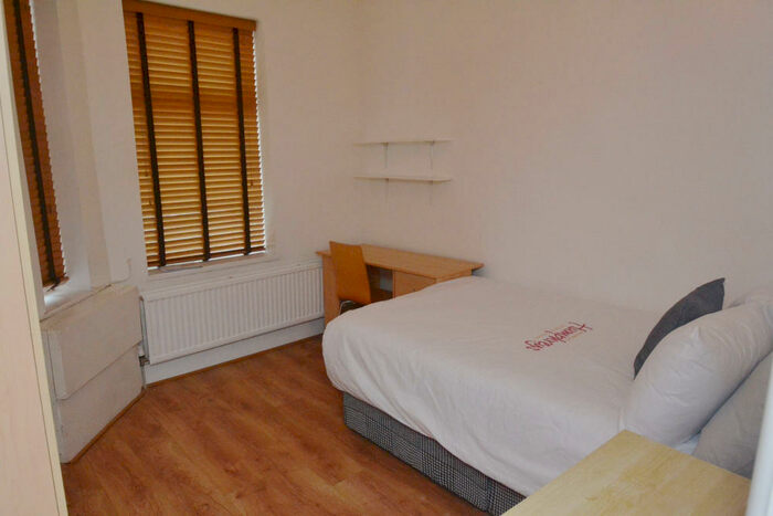 4 Bedroom Terraced House To Rent In Standish Road, Fallowfield, Manchester, M14