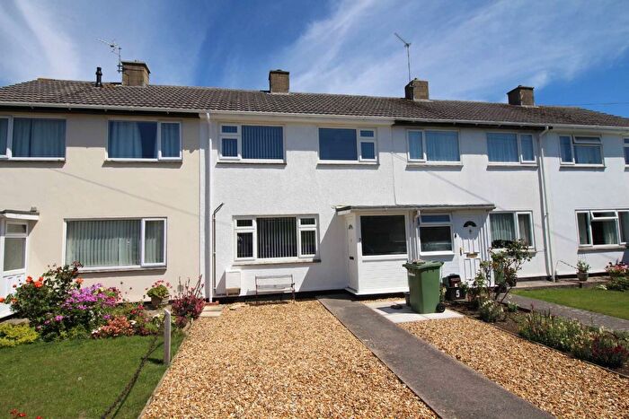 3 Bedroom Terraced House To Rent In Winscombe Court, Frome, BA11