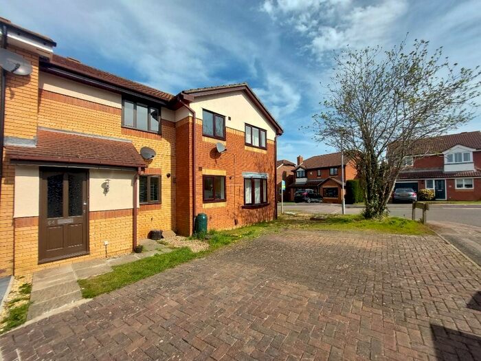 2 Bedroom Terraced House To Rent In Dynevor Close, Bromham, Bedford, MK43