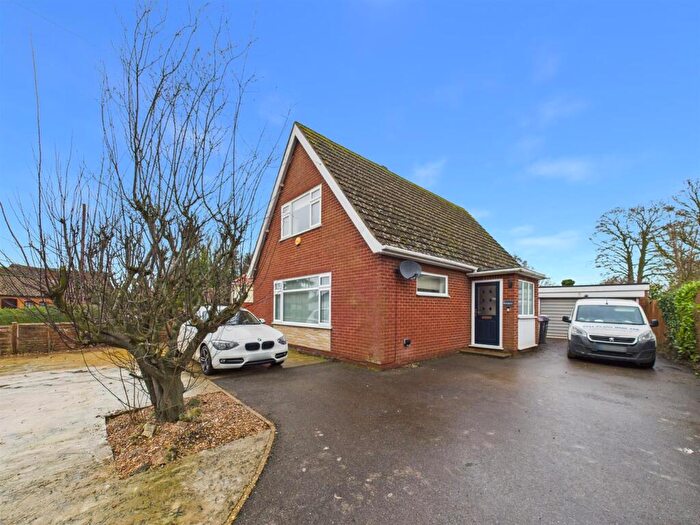 2 Bedroom Detached House For Sale In Thurlby Road, Bilsby, Alford, LN13