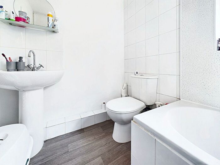 1 Bedroom Flat For Sale In Monument Street, Peterborough, PE1
