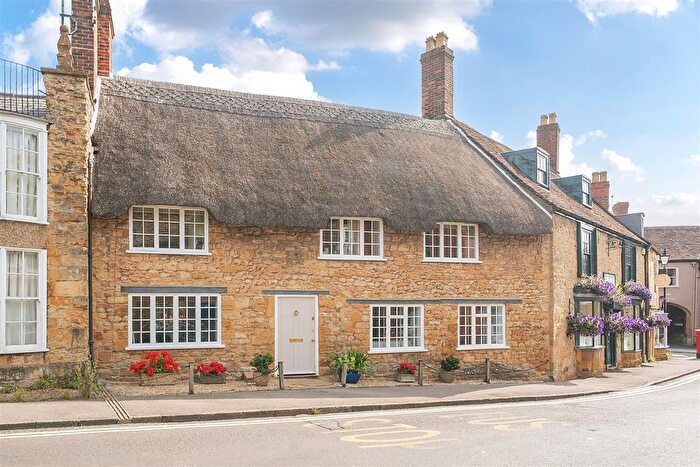 4 Bedroom Terraced House To Rent In The Green, Sherborne, Dorset, DT9