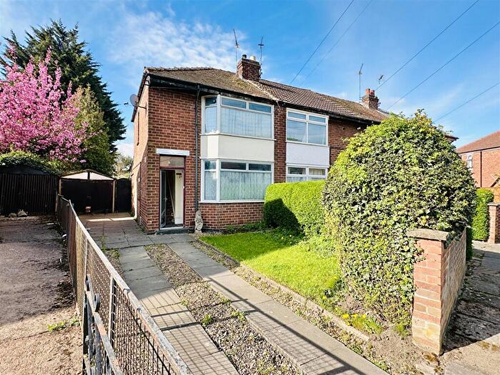 3 Bedroom End Of Terrace House For Sale In Harrington Street, Belgrave, Leicester, LE4