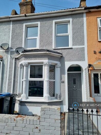 3 Bedroom Terraced House To Rent In Dennett Road, Croydon, CR0