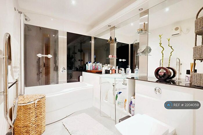 2 Bedroom Flat To Rent In Pall Mall, Liverpool, L3