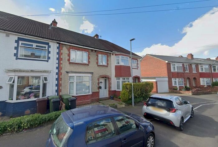 3 Bedroom Terraced House To Rent In Rosebery Avenue, Portsmouth, PO6