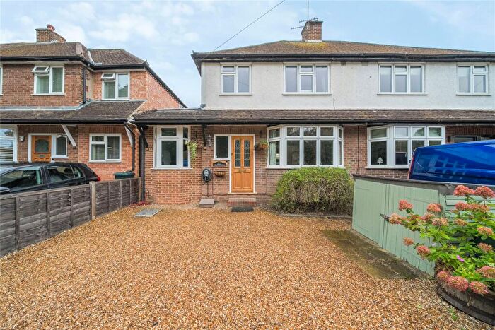 3 Bedroom Semi-Detached House For Sale In South Road, Horsell, Surrey, GU21
