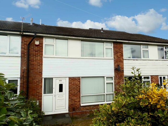 4 Bedroom Terraced House To Rent In King Lane, Leeds, West Yorkshire, LS17