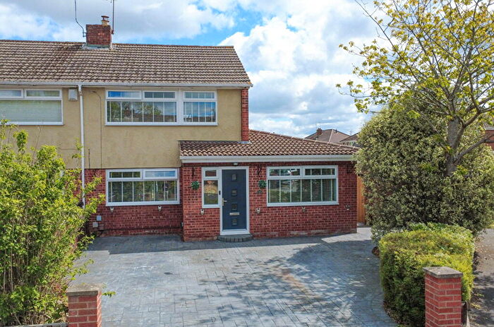 3 Bedroom Semi-Detached House For Sale In Chesterfield Road, Eastham, CH62
