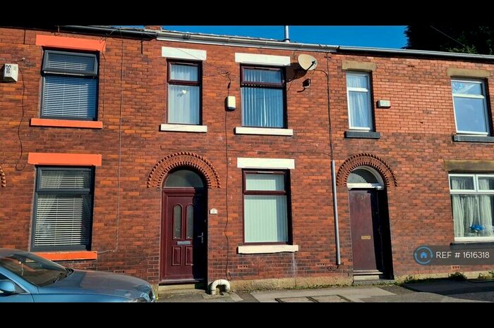 3 Bedroom Terraced House To Rent In Gale Street, Rochdale, OL12