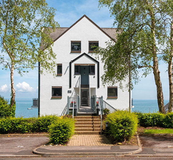 2 Bedroom Flat To Rent In Seaview Bay, Pier Road, PO34