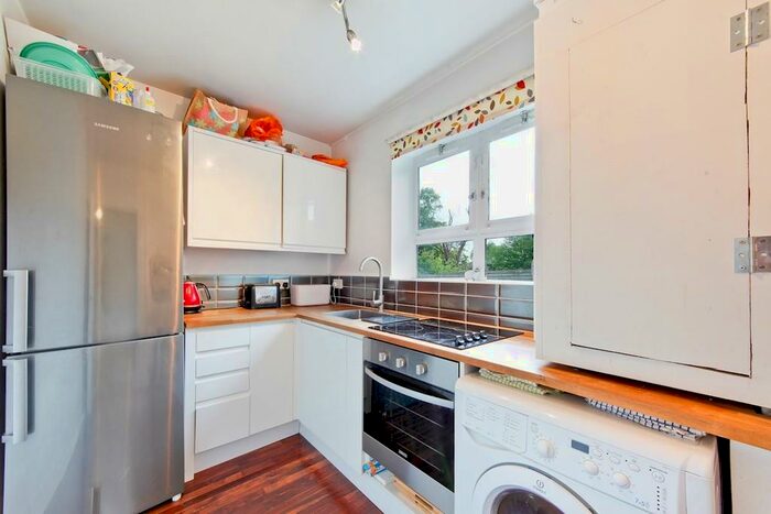 1 Bedroom Flat To Rent In Highbury Hill, N5