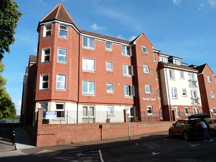 1 Bedroom Property To Rent In High Street, Edenbridge, TN8