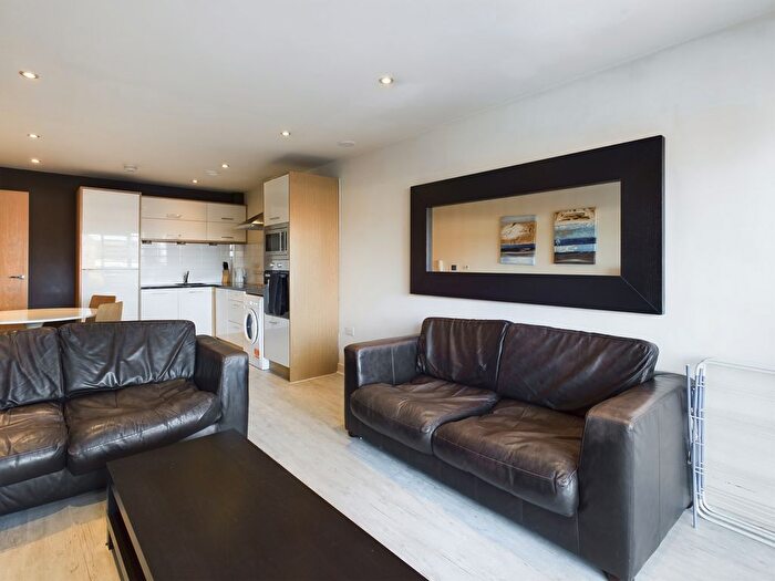 2 Bedroom Flat For Sale In The Sawmill, Dock Street, HU1
