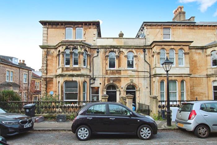 Studio To Rent In Cotham Vale- Cotham, BS6