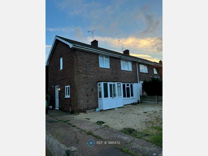 3 Bedroom Semi-Detached House To Rent In Petersmith Drive, New Ollerton, Newark, NG22