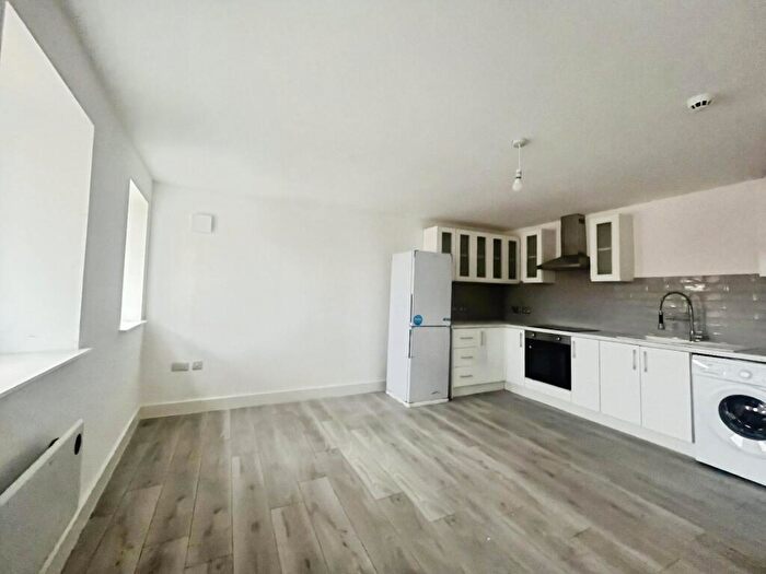 2 Bedroom Apartment To Rent In Eccleston Street, Prescot, Merseyside, L34