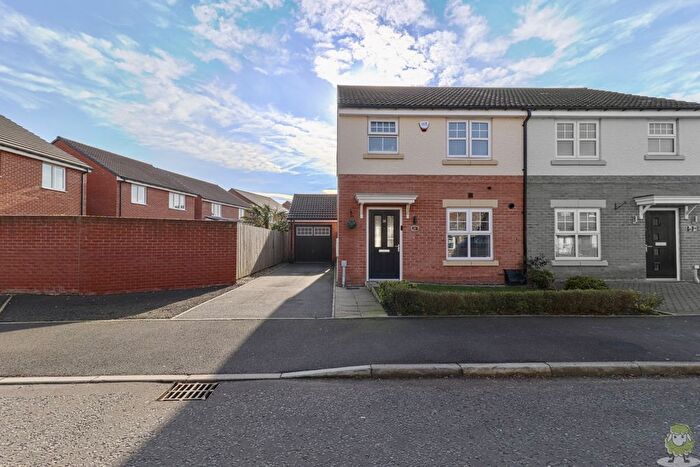 3 Bedroom Semi-Detached House For Sale In Bruce Drive, Hebburn, Tyne And Wear, NE31