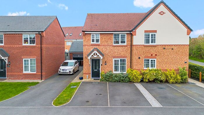 3 Bedroom Semi-Detached House For Sale In Mcpherson Place, Golborne, WA3