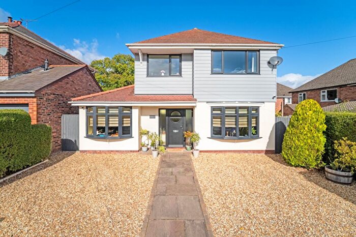 3 Bedroom Detached House For Sale In Park Avenue, Hawarden, CH5