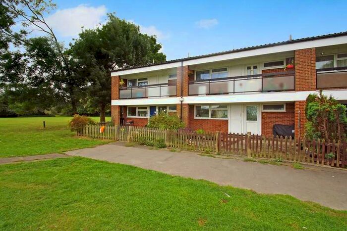 1 Bedroom Apartment To Rent In Eden Park Avenue, Beckenham, BR3