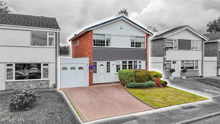 4 Bedroom Detached House For Sale In Kingscroft Road, Sutton Coldfield, West Midlands, B74