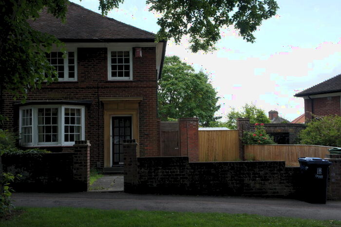 4 Bedroom Semi-Detached House To Rent In Morrell Avenue, Headington, OX4