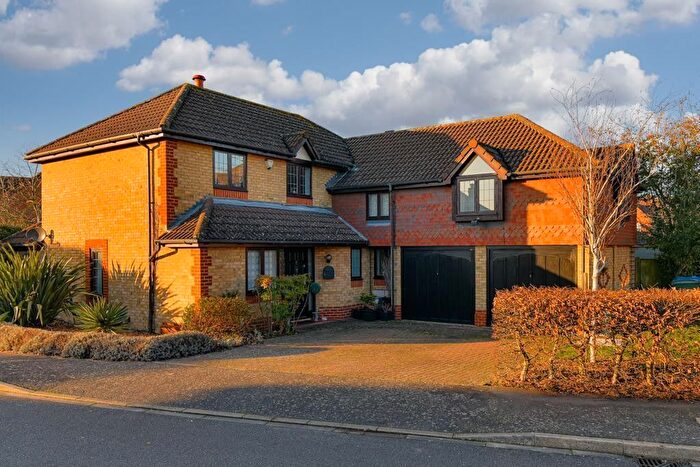 3 Bedroom Detached House To Rent In Rivermead, East Molesey, KT8