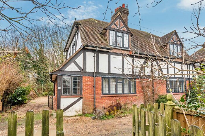 2 Bedroom Cottage For Sale In Milton Hill, Steventon, OX13
