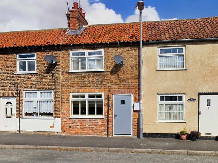 2 Bedroom Terraced House For Sale In York Road, Little Driffield, Driffield, YO25