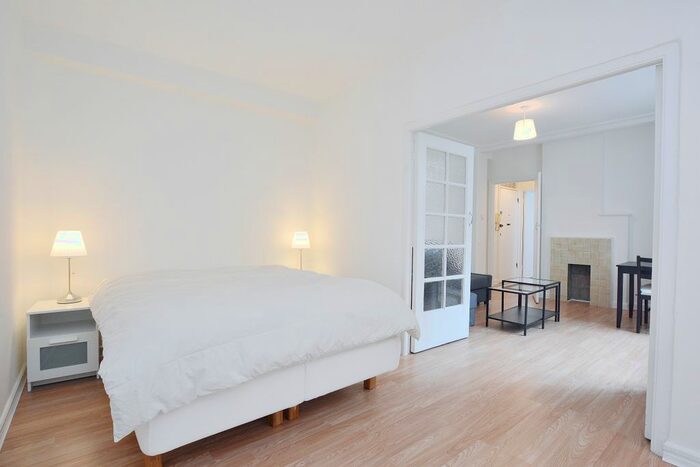1 Bedroom Flat For Sale In Spring Street, London, W2