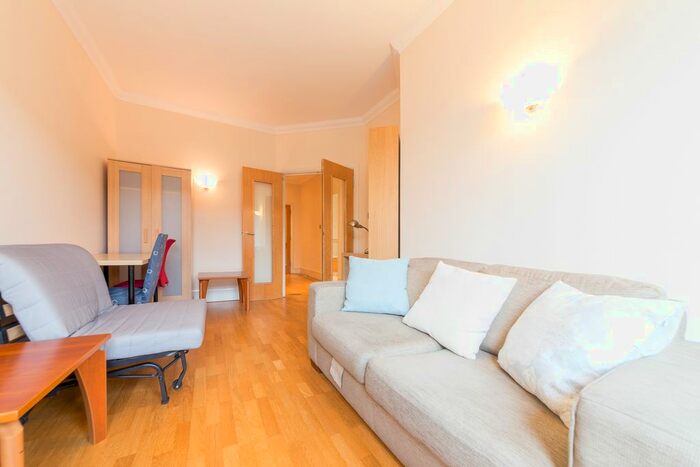 1 Bedroom Flat To Rent In Whitehouse Apartments, Belvedere Road, Southbank, London, SE1