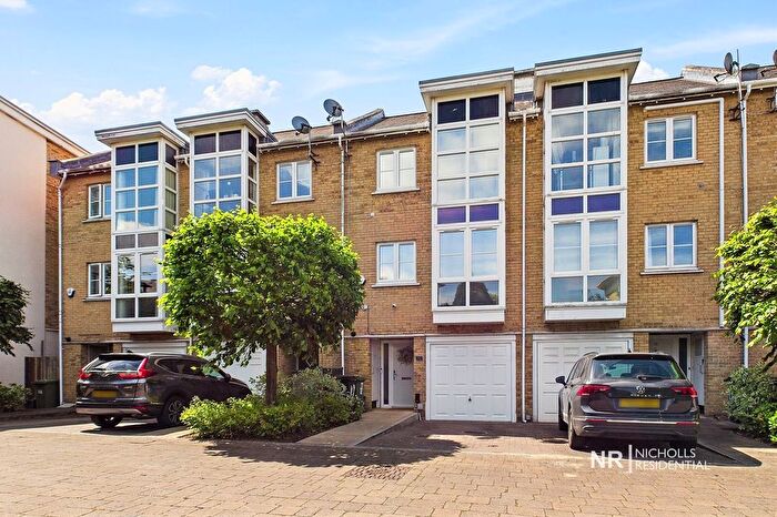 3 Bedroom Terraced House To Rent In Revere Way, West Ewell, Surrey., KT19