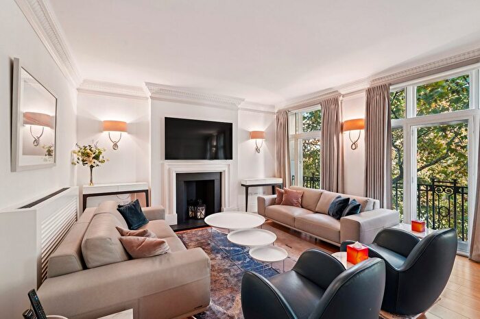 3 Bedroom Terraced House To Rent In Thurloe Place, South Kensington, SW7