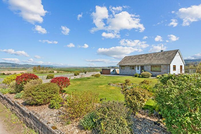3 Bedroom Detached Bungalow For Sale In Bridge Of Earn, Perth, PH2