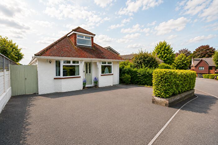 4 Bedroom Detached House For Sale In Hazell Road, Farnham, GU9