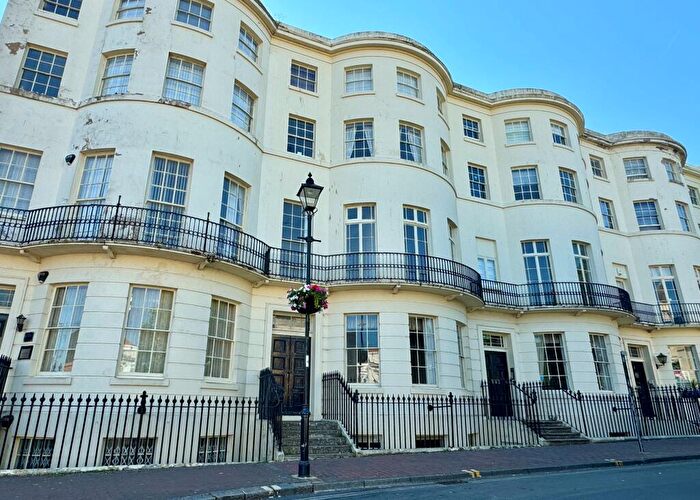 1 Bedroom Flat To Rent In Liverpool Terrace, Worthing, BN11